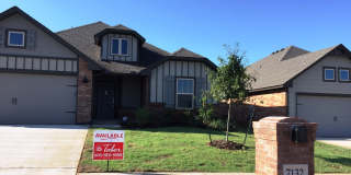 3 Bed | 2 Bath Home - Deer Creek Schools - Storm Shelter - Rockwell Village Addition Gallery 5