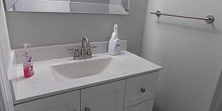5300 River Road Gallery 10