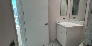 2777 Paradise Road Gallery 25