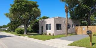 Newly Renovated 3 Bedroom Home | Heart of Riviera Beach Gallery 1