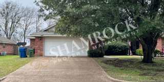 3/2 Duplex near Hewitt Park Gallery 1