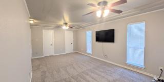 Leon Valley Gem!! Gallery 39