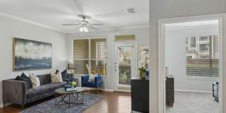 The Henry at Woodland Hills Gallery 29