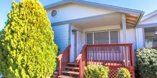 Partially Furnished 2 bedroom 2 bath condo Gallery 4