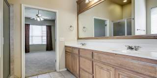 Lone Oak Ridge + Gated Community + 4 beds/2.5 Baths + Storm Shelter + Deer Creek Schools Gallery 22