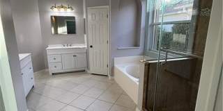 2210 Grove Dr Gallery 26