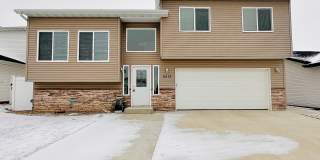 4 Bedroom House! Gallery 1
