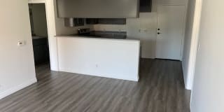 1809 N Berendo St Gallery 8