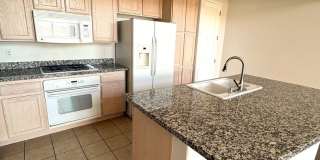 Beautiful, 2 story penthouse loft at the Manhattan condos on the south strip. Gallery 4