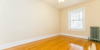 1607 West Berteau Ave. Gallery 5