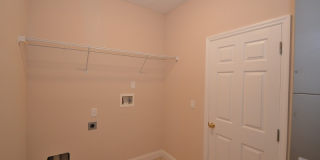 12 Lamar Lane Gallery 23