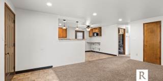 2 Bed / 1 Bath Home with Fenced Backyard in South Medford Gallery 6