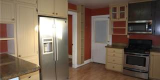 311 W 8th Street Gallery 5