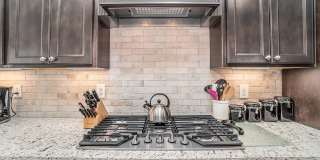 Beautiful 5-Bedroom Home in Brixworth Neighborhood with 2 Community Swimming Pools & Walking Trails Gallery 12