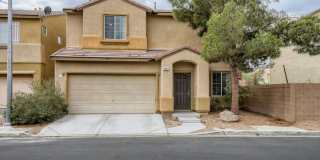 STUNNINGLY UPGRADED! 3 BED, 2.5 BATH Gallery 1