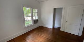 2635 West University Avenue Gallery 13