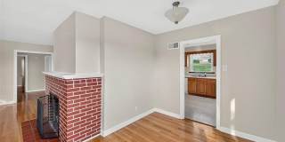 105 N Elm Street Gallery 7