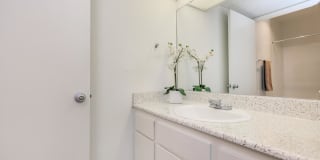 Country Hills Apartment Homes Gallery 26