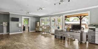 The Residence on Lamar Gallery 4