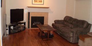 Beautiful 3 Bedroom 2 1/2 Bath Townhome in Tacoma!!! Gallery 9