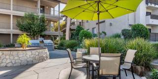 eaves Warner Center Gallery 27