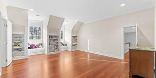 8541 OLD DOMINION Drive Gallery 25