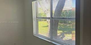 10425 NW 8th St Gallery 7