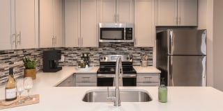 Slate at Cole Gallery 10