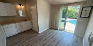2 bedroom | 1 bathroom | Single family home with pool + detached room & full bathroom Gallery 19