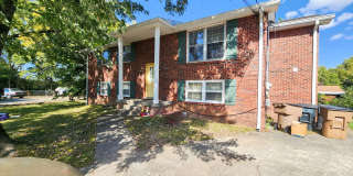 3 bed 1 bath unit in duplex Gallery 1