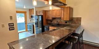 3 Bedroom, 3.5 Bath Open Floor Plan Townhome Gallery 1