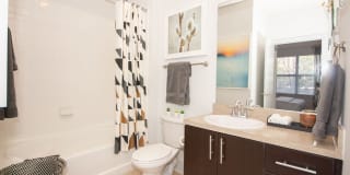 Glenwood Park Lofts Gallery 41