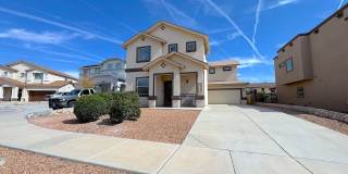 Sandstone Ranch Estates 4 bed/2.5bath with Refrig A/C and bonus Loft and Office! Gallery 1