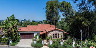 3475 N Knoll Dr Gallery 1