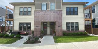 Bungalows on the Lake at Prairie Queen Gallery 1