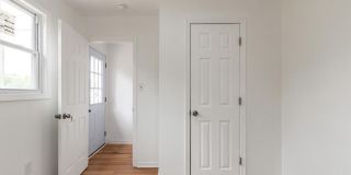 1806 Sussex Street Gallery 25