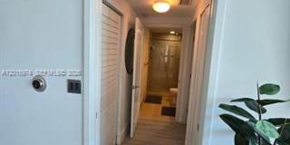 325 S Biscayne Blvd # 3719, Miami, FL 33131 Gallery 26
