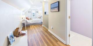 Beautiful 3 bd/ 2.5 house with Renovated Kitchen Gallery 31