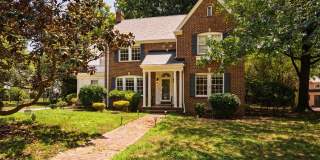 Stunning 3 bedroom FURNISHED MID-TERM RENTAL home in historic downtown Burlington Gallery 1