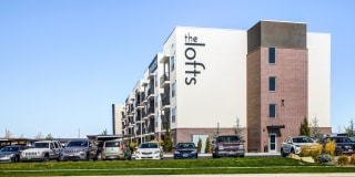 The Lofts at Ten Mile Gallery 18