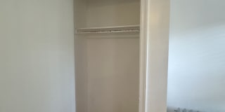 1022 Carpenter Street Gallery 11