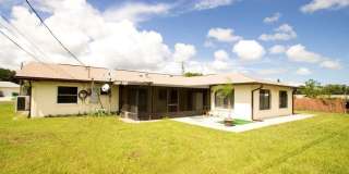 1081 Aron St Gallery 3