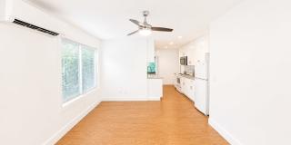 Black Mountain Garage Apartment- One occupant only! 6 Month Lease! Gallery 4