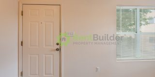 NEWLY UPGRADED CARPET, PAINT AND WINDOW BLINDS Gallery 17