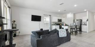 Charming 3BR House in Tolleson Gallery 6