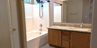 4226 N 92nd Lane Gallery 6