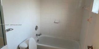 661 SW 10th st Gallery 10