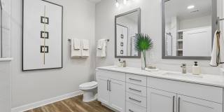 Bainbridge International Gallery 9