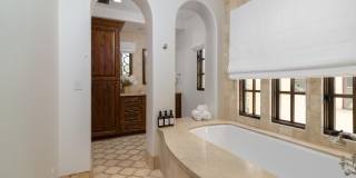 4949 E Lincoln Drive Gallery 29