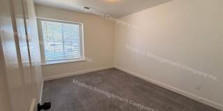 4 Bed/ 2 Bath Available Now! Gallery 24